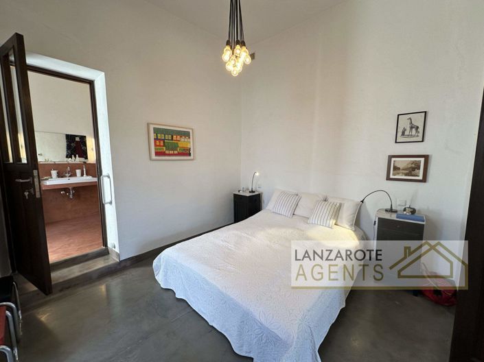 Image No.7-4 Bed Villa for sale