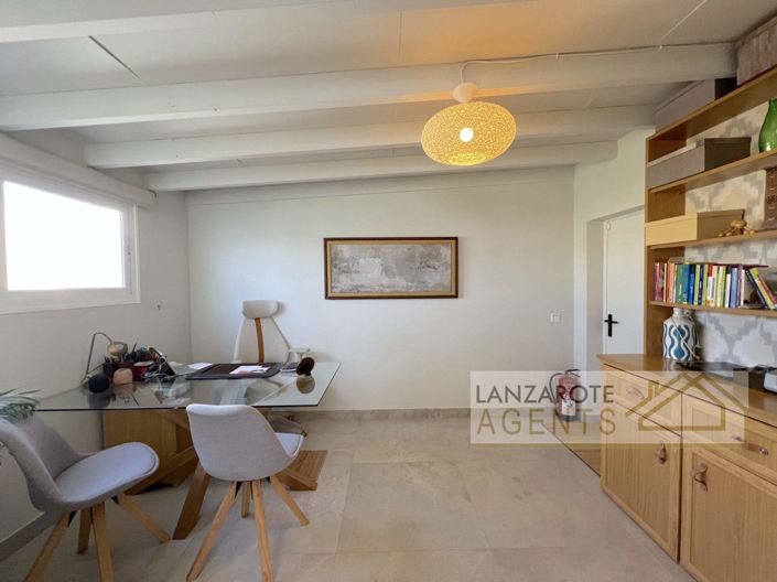 Image No.27-3 Bed Villa for sale