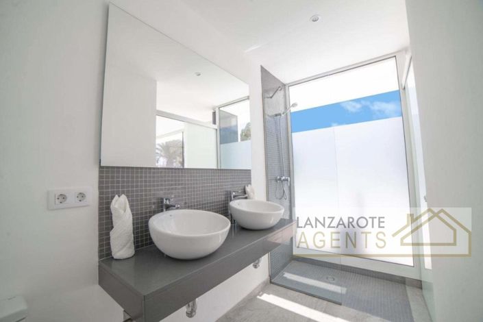 Image No.14-4 Bed Villa for sale