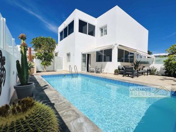 1 - Playa Blanca, Villa