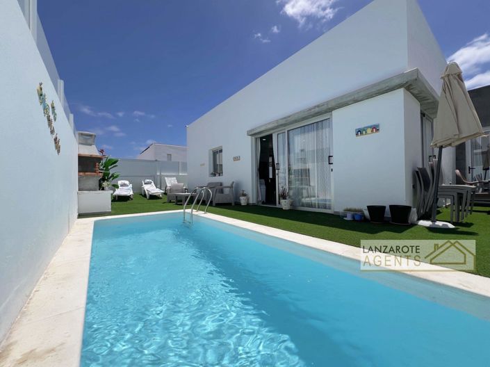 Image No.26-3 Bed Villa for sale