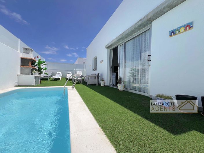 Image No.28-3 Bed Villa for sale