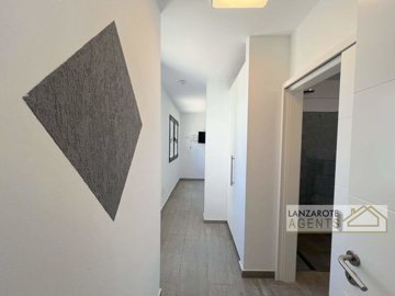 48b436c1-916e-59a7-a83b-4b06f71b8fa5