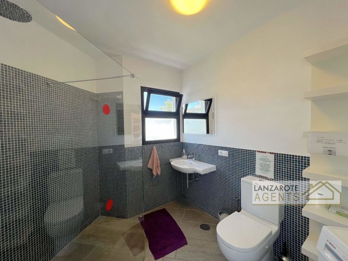 Image No.15-4 Bed Villa for sale