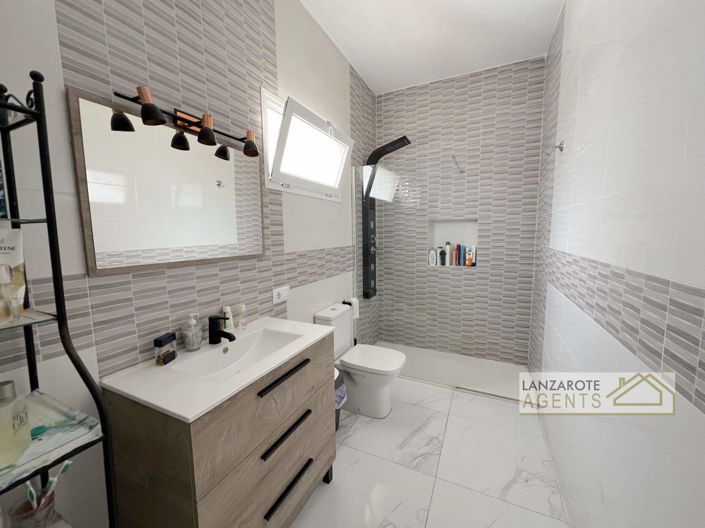 Image No.36-6 Bed Villa for sale