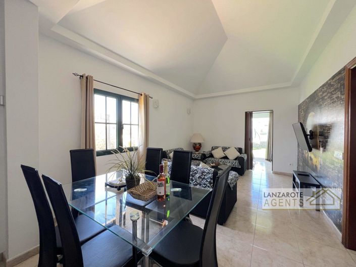 Image No.4-6 Bed Villa for sale