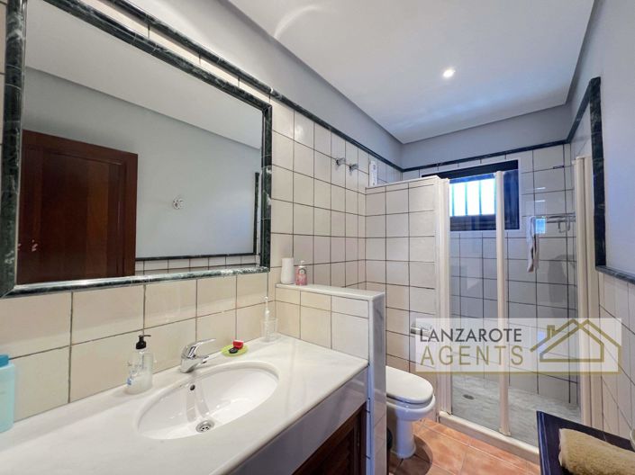 Image No.20-2 Bed Villa for sale