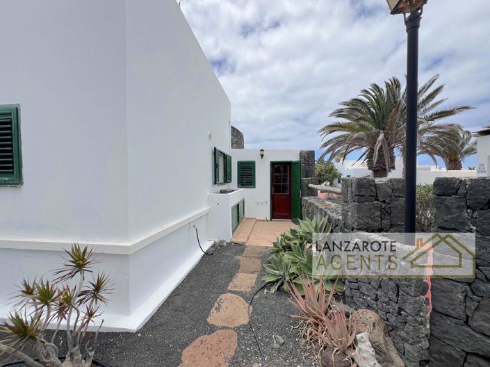 Image No.25-2 Bed Bungalow for sale