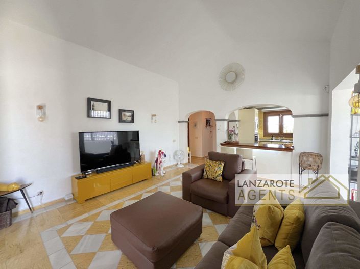 Image No.3-2 Bed Villa for sale