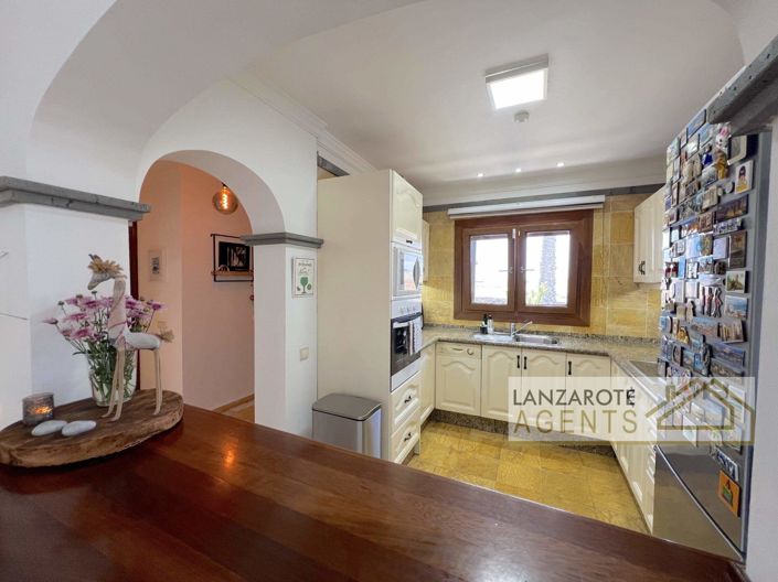 Image No.6-2 Bed Villa for sale