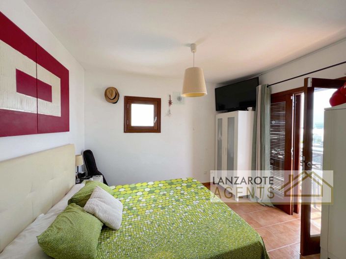 Image No.12-3 Bed Villa for sale