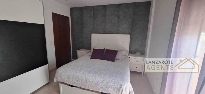 Image No.15-3 Bed House for sale