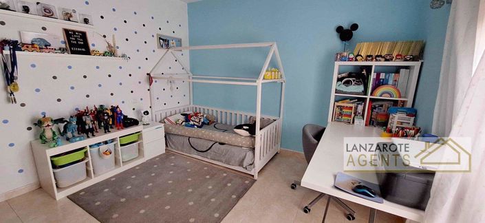 Image No.21-3 Bed House for sale