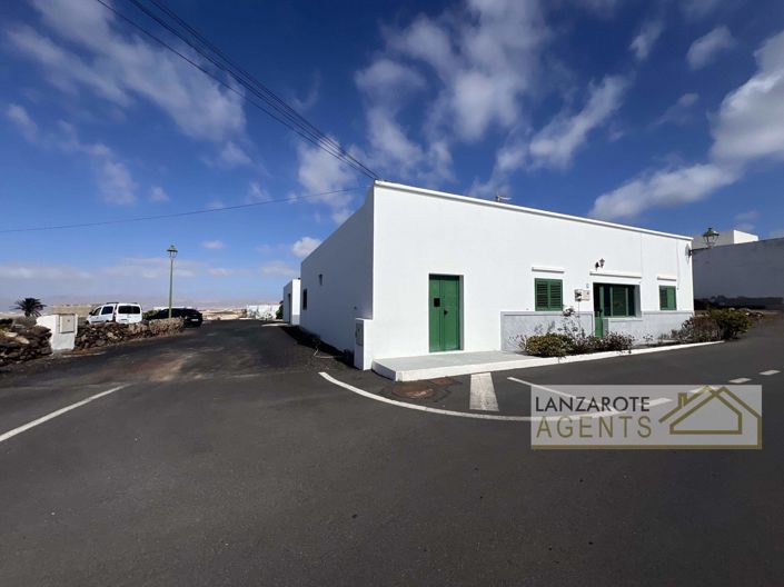 Image No.34-4 Bed Villa for sale