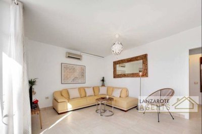 f449de78-9e24-381e-d181-79c54c45254d