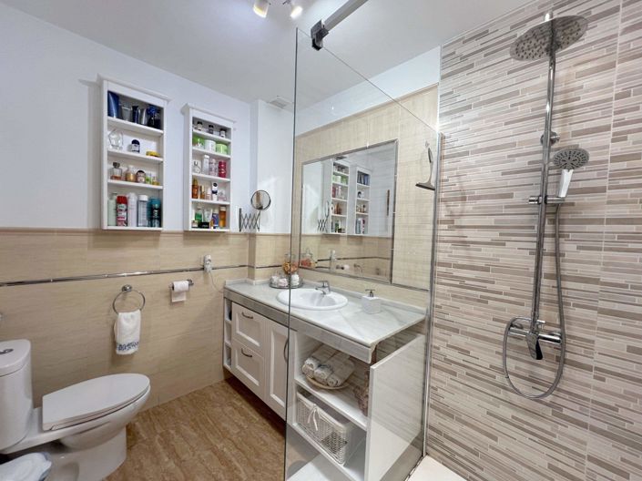 Image No.18-3 Bed Villa for sale