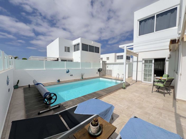 Image No.29-2 Bed Villa for sale