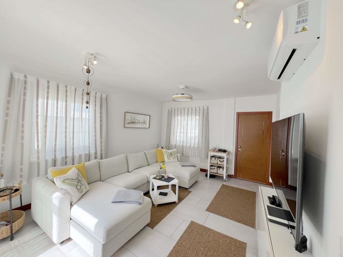 Image No.5-2 Bed Villa for sale