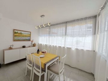 56ccc1d6-6e59-74a8-03f3-4d3ec877707e