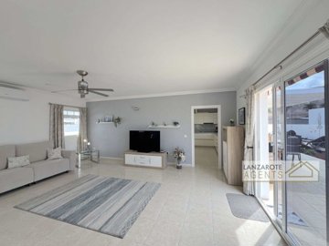 4667013a-8078-44d4-2b9e-174483d85344