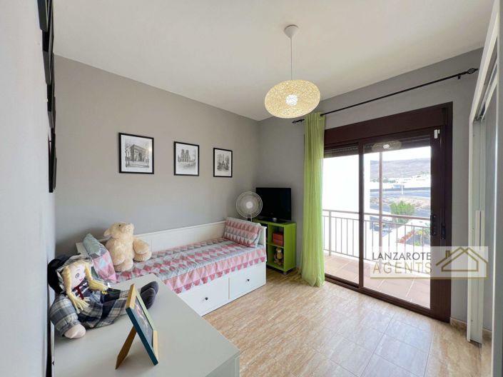 Image No.18-2 Bed Villa for sale