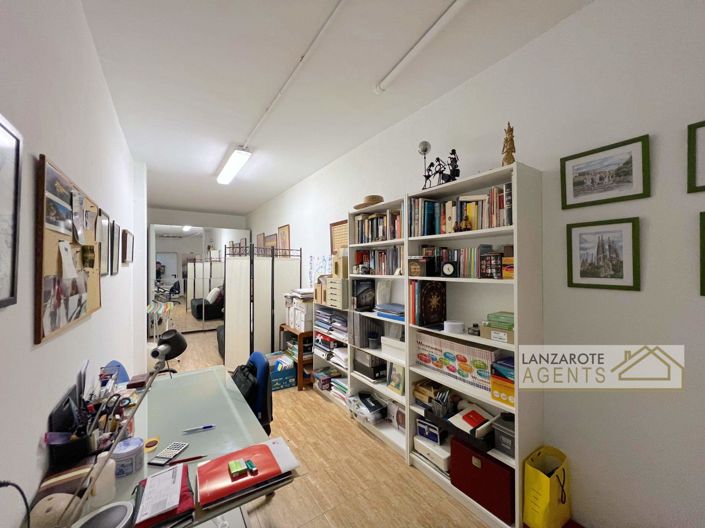 Image No.23-2 Bed Villa for sale