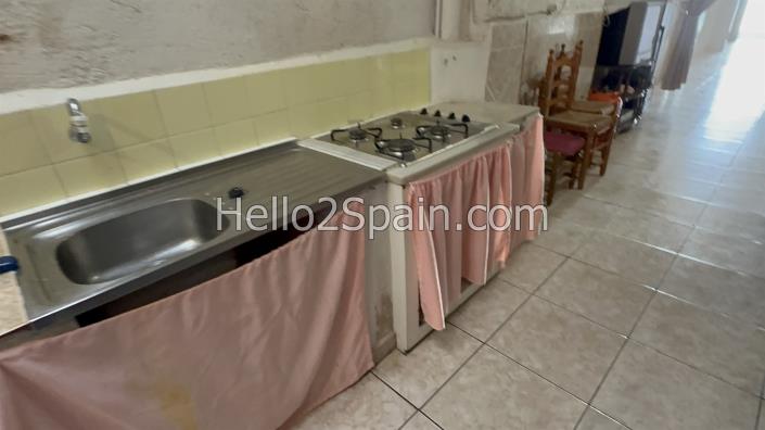 Image No.34-5 Bed Townhouse for sale