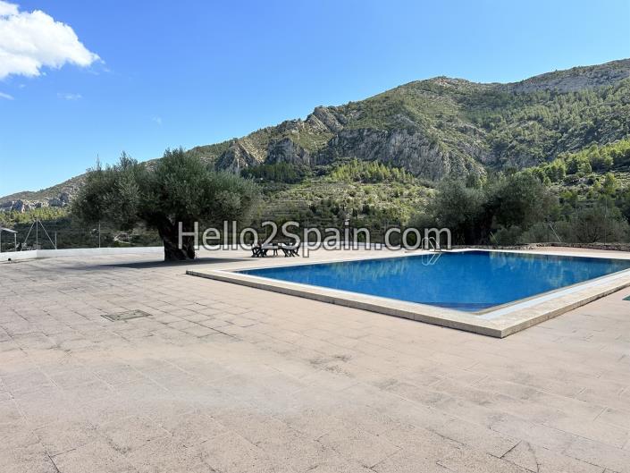 Image No.5-5 Bed House for sale