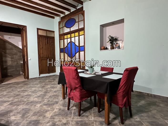 Image No.11-5 Bed House for sale