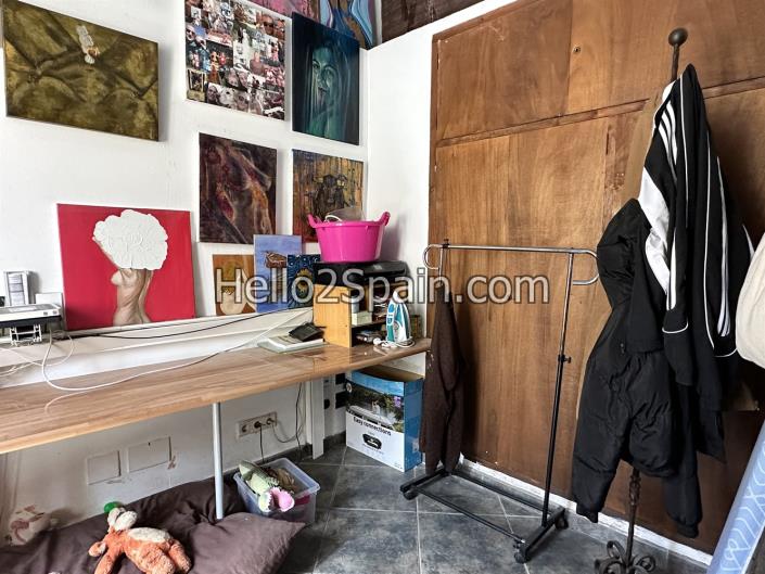 Image No.12-5 Bed House for sale