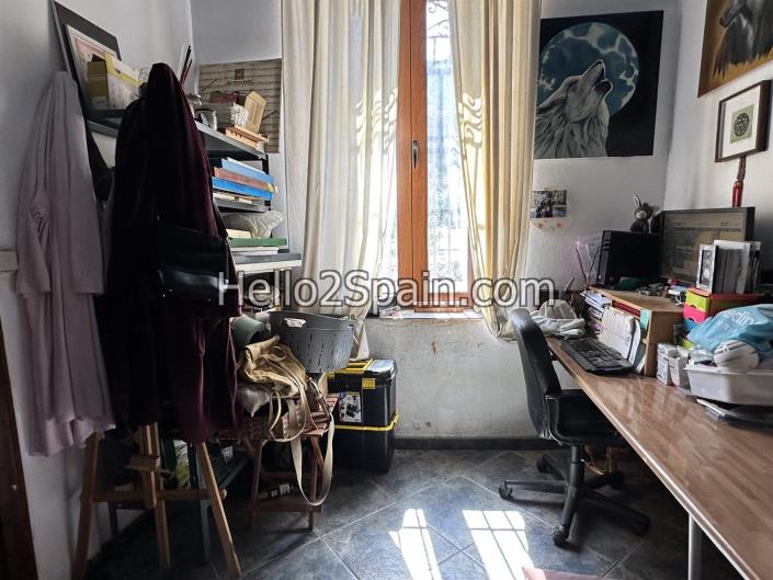 Image No.13-5 Bed House for sale