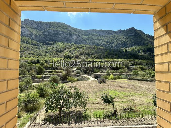 Image No.34-5 Bed House for sale