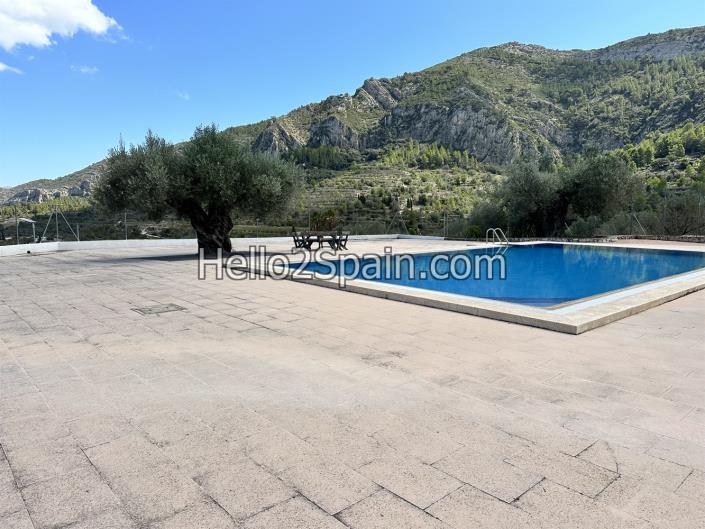 Image No.42-5 Bed House for sale