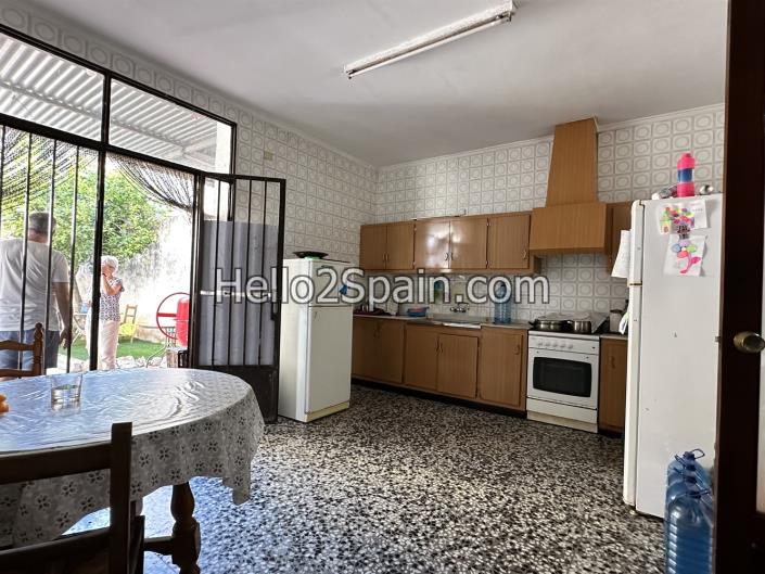 Image No.8-4 Bed Townhouse for sale