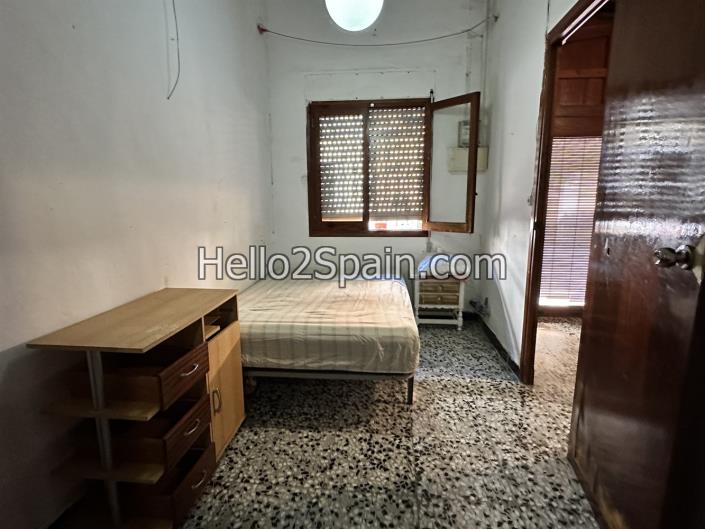 Image No.11-4 Bed Townhouse for sale