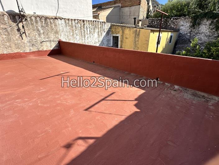 Image No.20-4 Bed Townhouse for sale