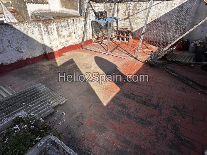 Image No.15-4 Bed Townhouse for sale