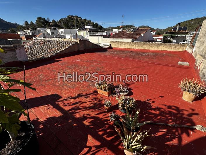 Image No.3-4 Bed Townhouse for sale