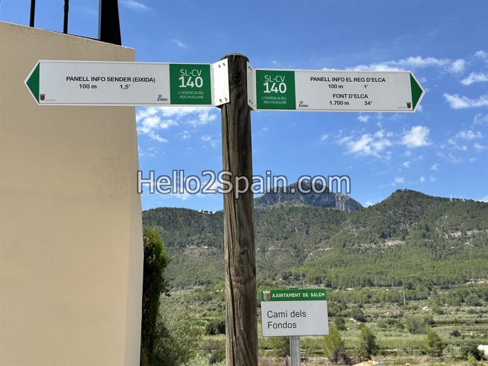 Image No.40-2 Bed Townhouse for sale