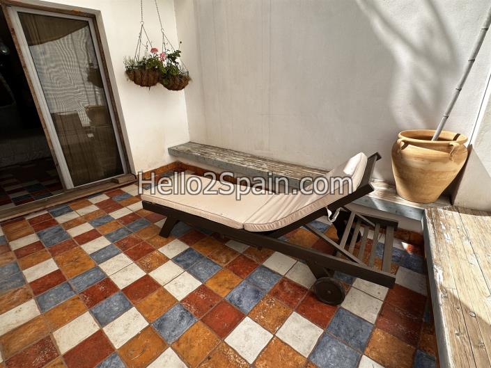 Image No.26-4 Bed Townhouse for sale