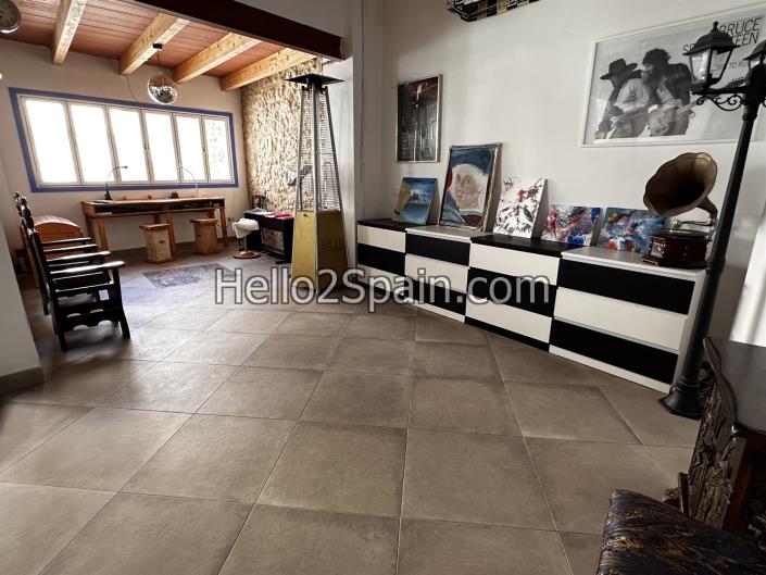 Image No.41-4 Bed Townhouse for sale