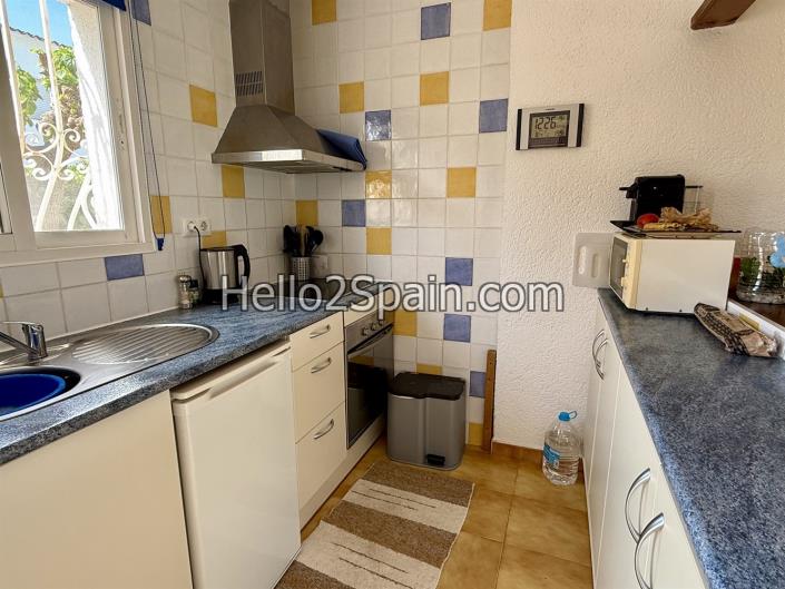 Image No.11-2 Bed Townhouse for sale