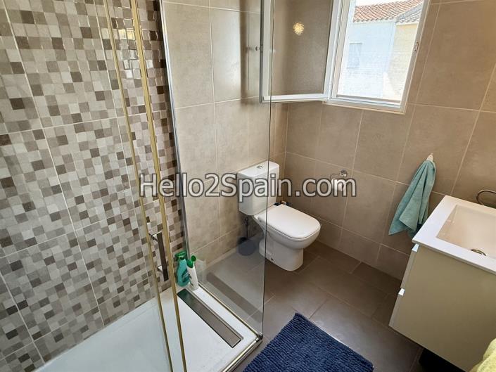 Image No.21-2 Bed Townhouse for sale