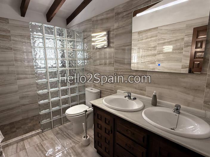 Image No.23-5 Bed Villa for sale