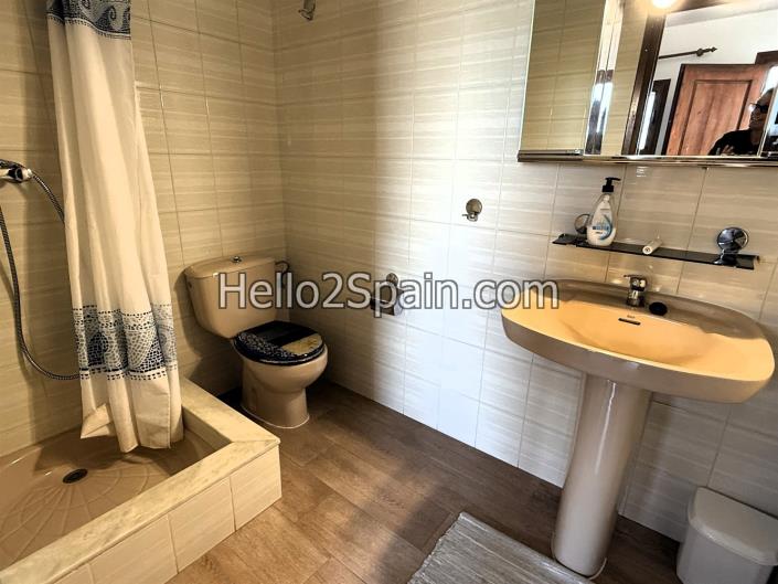 Image No.36-5 Bed Villa for sale