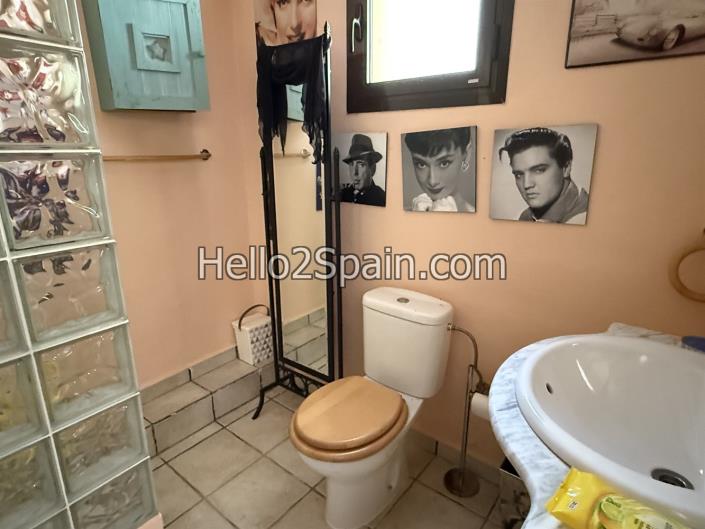 Image No.38-5 Bed Villa for sale