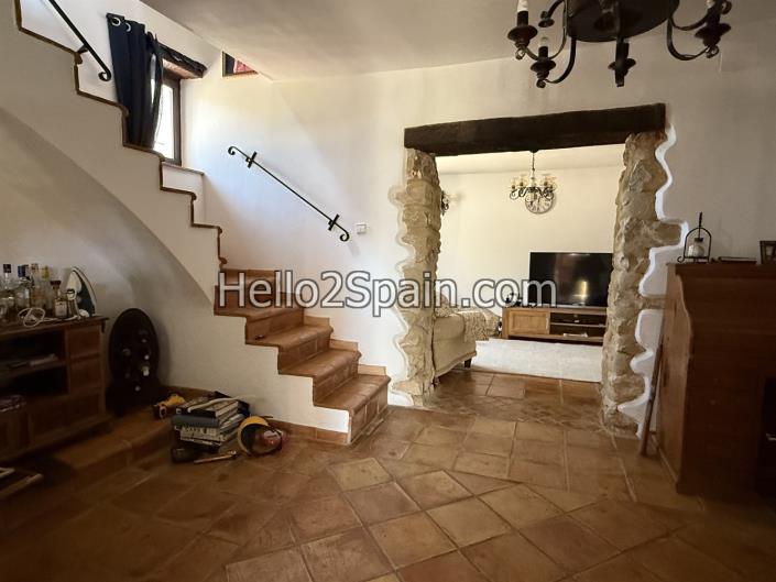 Image No.17-2 Bed Country House for sale