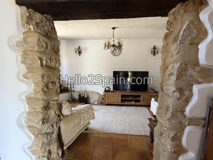 Image No.18-2 Bed Country House for sale