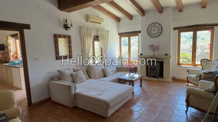 Image No.47-2 Bed Country House for sale