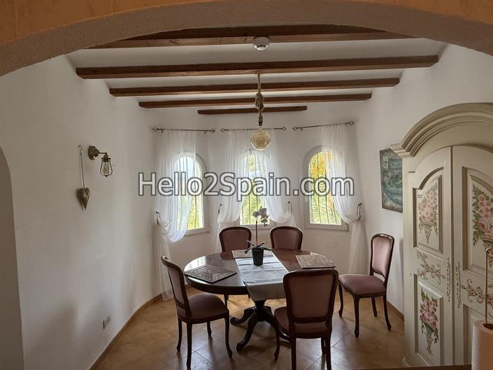 Image No.18-4 Bed Villa / Detached for sale